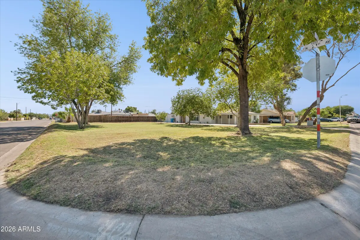 2101 W Minnezona Avenue #1, Phoenix, AZ 85015 - #1