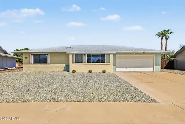 12221 N Coggins Drive, Sun City, AZ 85351