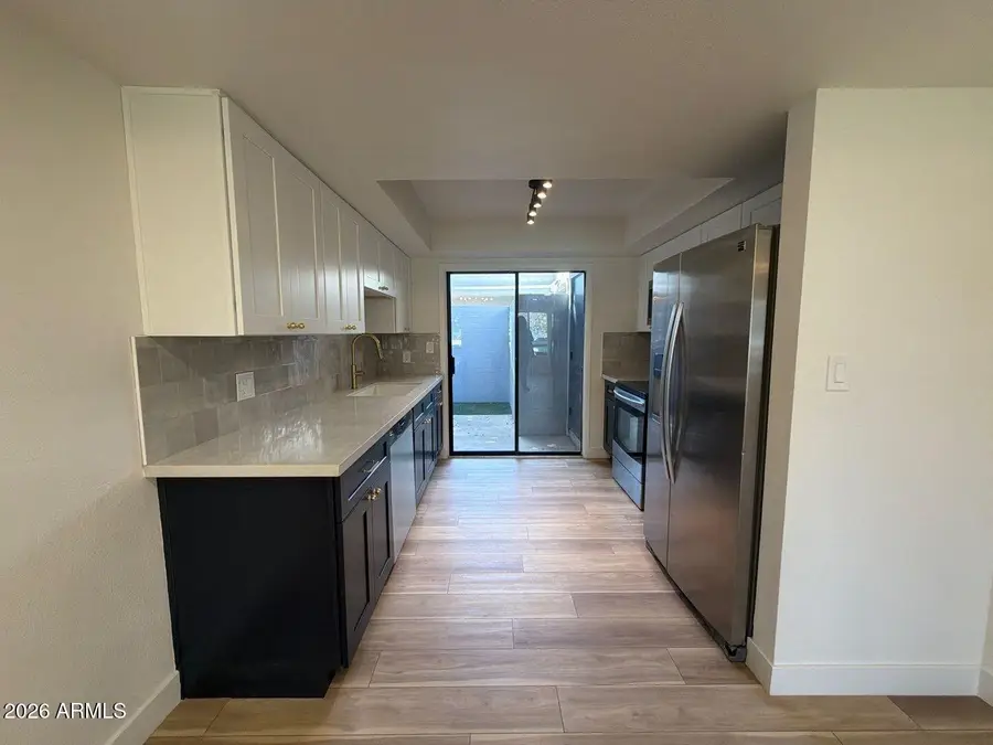 8821 N New World Drive, Glendale, AZ 85302 - #2