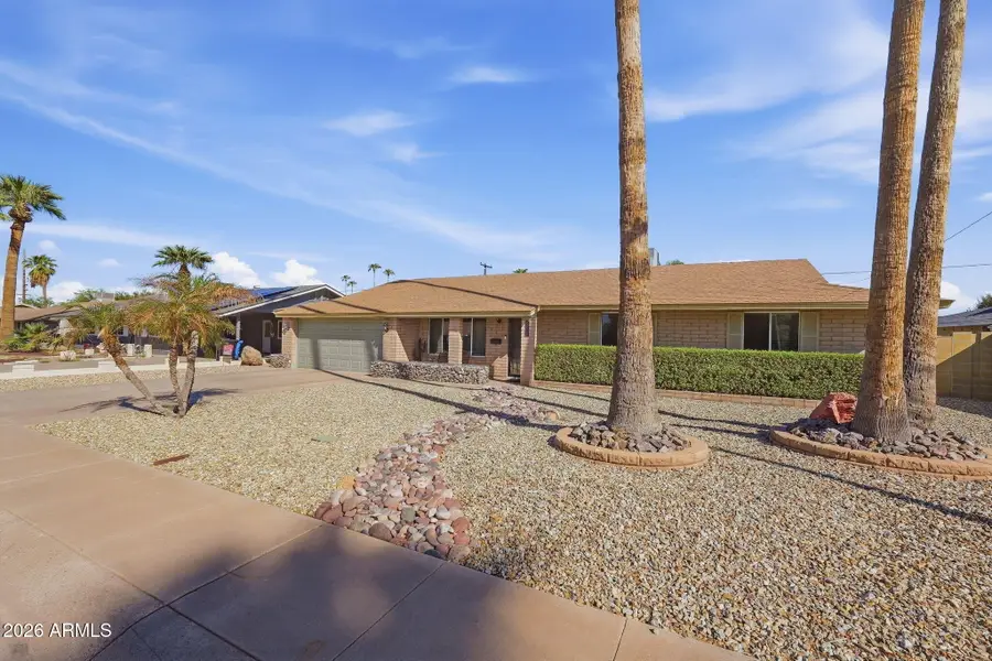 3812 W Morten Avenue, Phoenix, AZ 85051 - #2