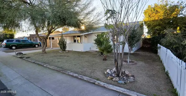 5721 W Cheery Lynn Road, Phoenix, AZ 85031