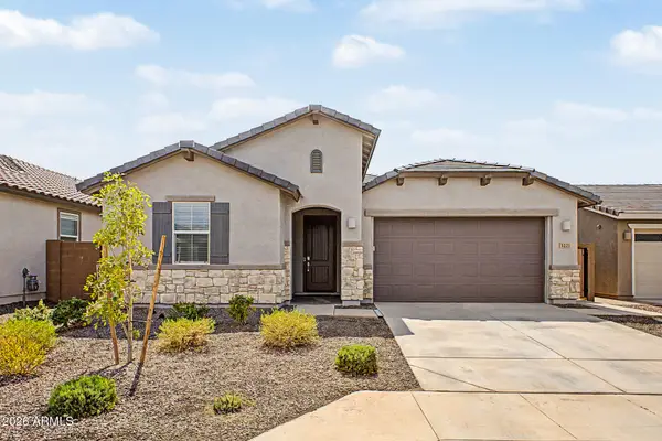 3221 E Ranchhand Drive, San Tan Valley, AZ 85140