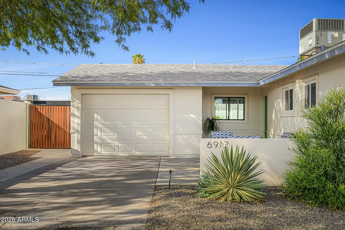 6912 E Edgemont Avenue, Scottsdale, AZ 85257 - #1