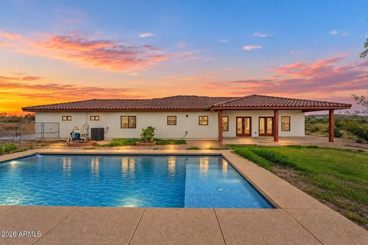 955 Thunder Rock Road, Wickenburg, AZ 85390 - #1