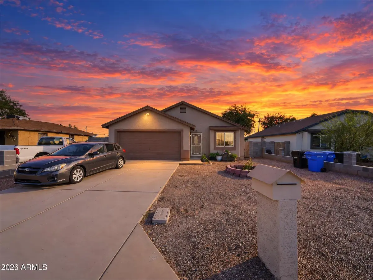 1725 E Pueblo Avenue, Phoenix, AZ 85040 - #1
