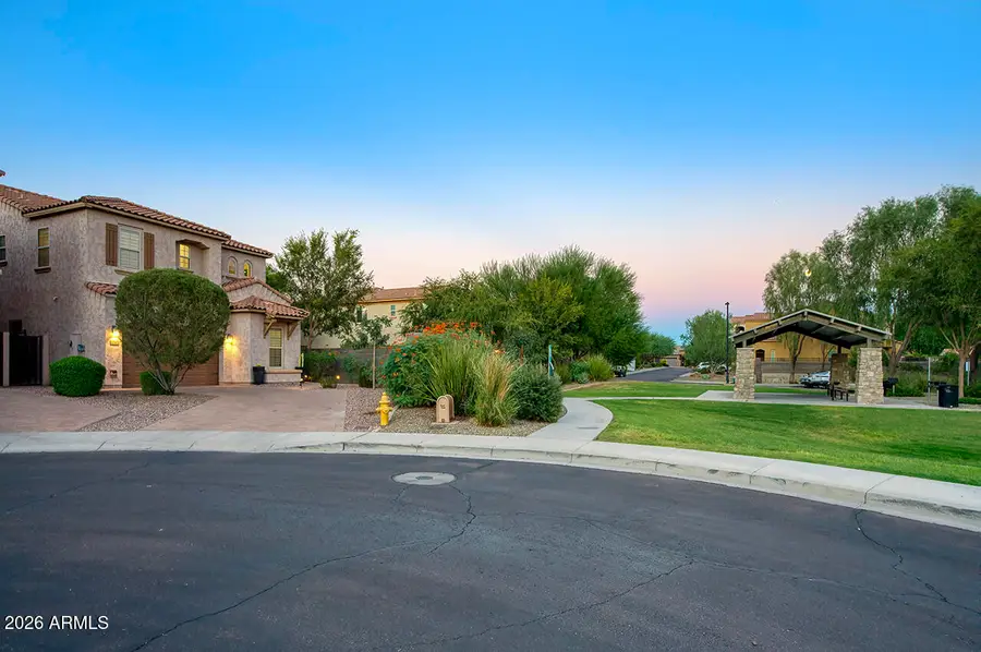 4542 E Vista Bonita Drive, Phoenix, AZ 85050 - #2