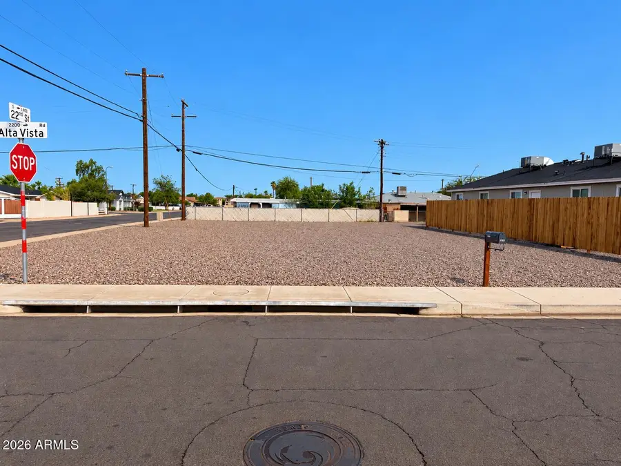 2202 E Alta Vista Road #1, Phoenix, AZ 85042 - #2