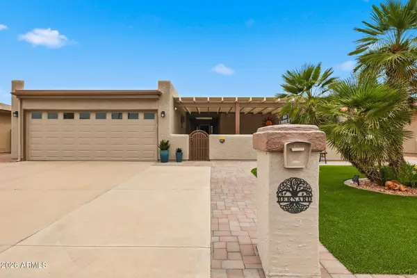 10414 E Silvertree Drive, Sun Lakes, AZ 85248