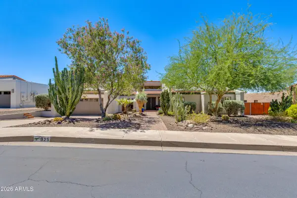 925 E Waltann Lane, Phoenix, AZ 85022