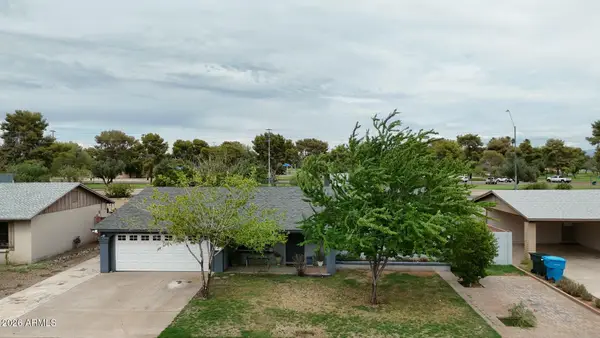 3458 E Shaw Butte Drive, Phoenix, AZ 85028