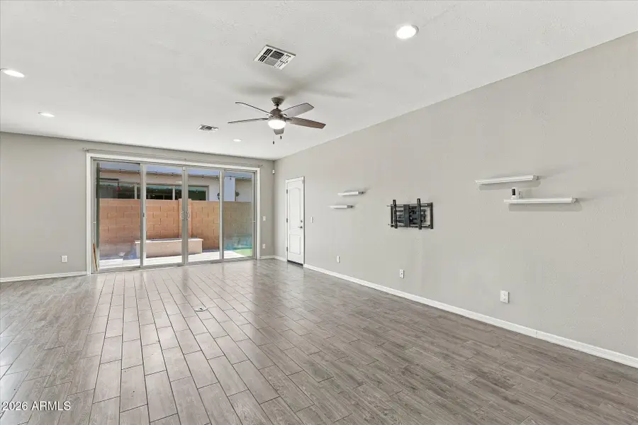 944 E Anderson Avenue, Phoenix, AZ 85022 - #2