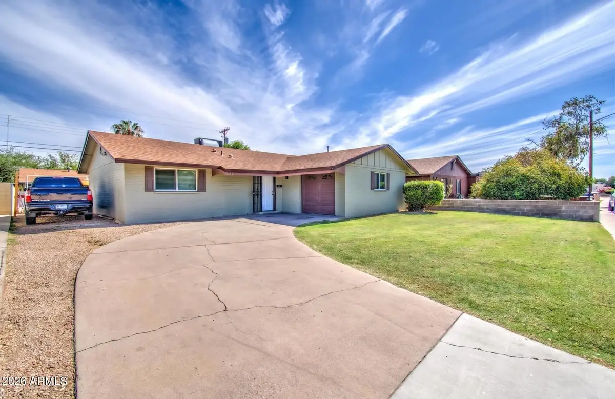 3013 N 52nd Parkway, Phoenix, AZ 85031 - #1