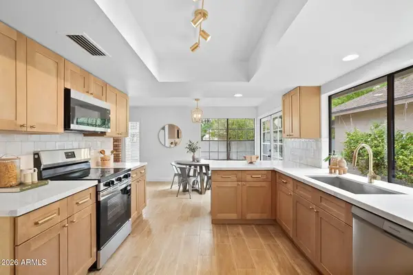 2439 W Kiowa Avenue, Mesa, AZ 85202