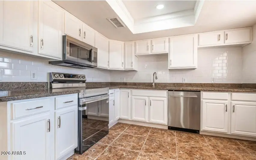 2812 N 45th Avenue, Phoenix, AZ 85035 - #2