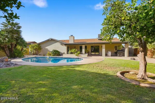 1001 E Aire Libre Avenue, Phoenix, AZ 85022