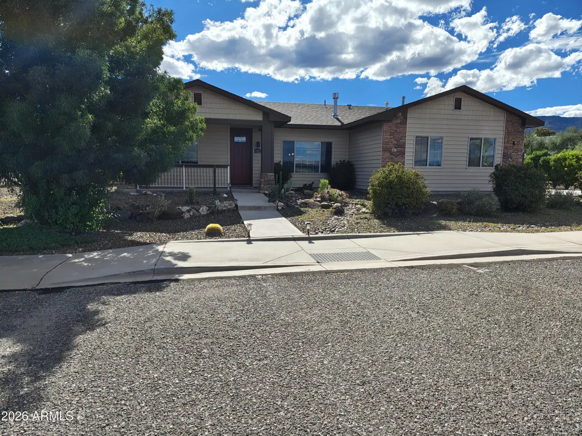 1941 Crossroads Boulevard, Clarkdale, AZ 86324 - #1