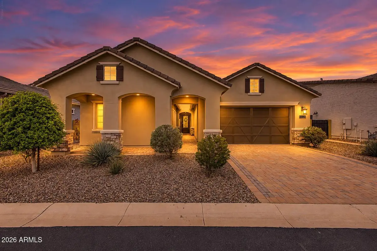 8032 E June Circle, Mesa, AZ 85207 - #1