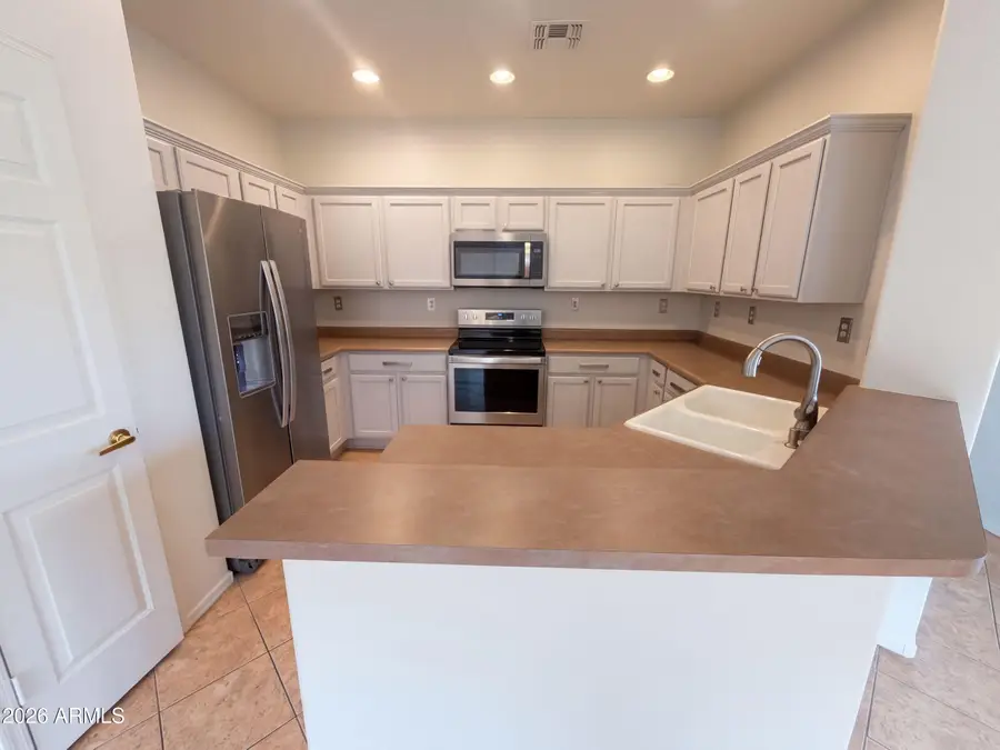 2464 W Warren Drive, Anthem, AZ 85086 - #2