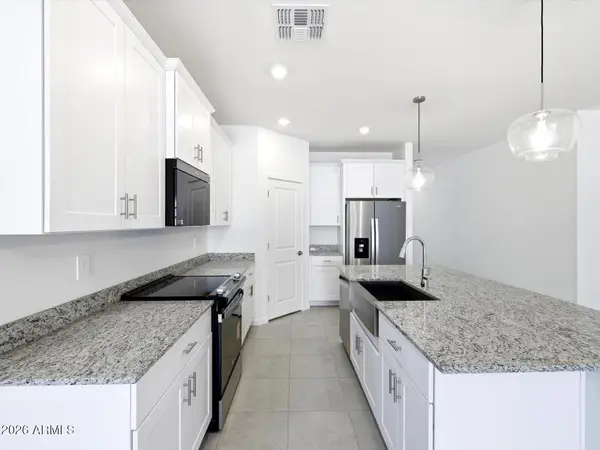 7441 E Tintype Road, San Tan Valley, AZ 85143