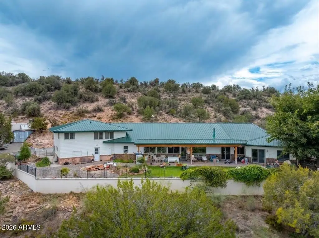 3335 E Kearney Trail, Rimrock, AZ 86335 - #1
