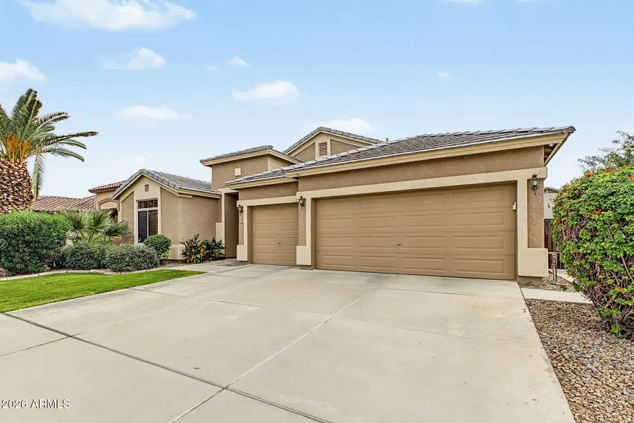 281 W Brooks Street, Gilbert, AZ 85233 - #3