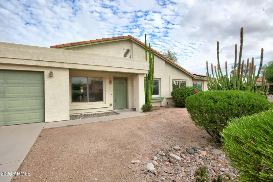 2102 W Knox Road, Chandler, AZ 85224 - #3