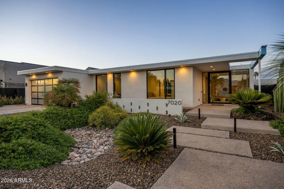 7020 E Pasadena Avenue, Paradise Valley, AZ 85253 - #1