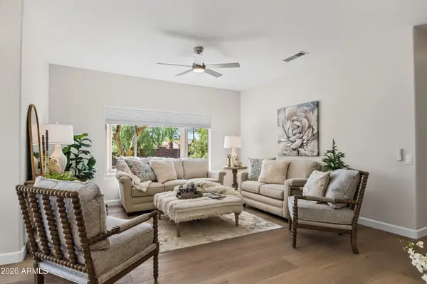 16275 W Desert Winds Drive, Surprise, AZ 85374