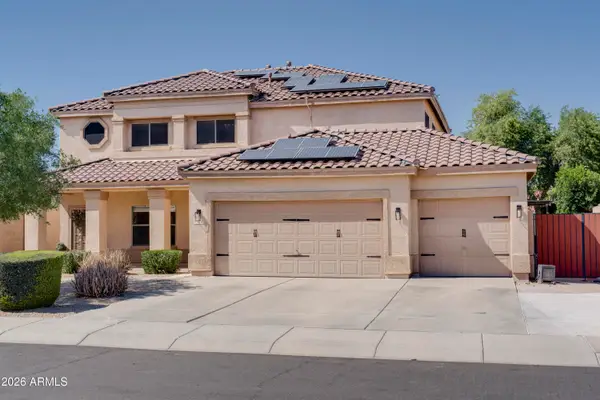 10610 W Country Club Trail, Peoria, AZ 85383
