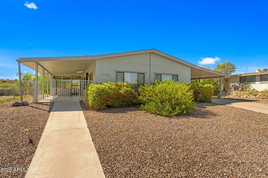 2069 W Smoketree Drive, Wickenburg, AZ 85390 - #3