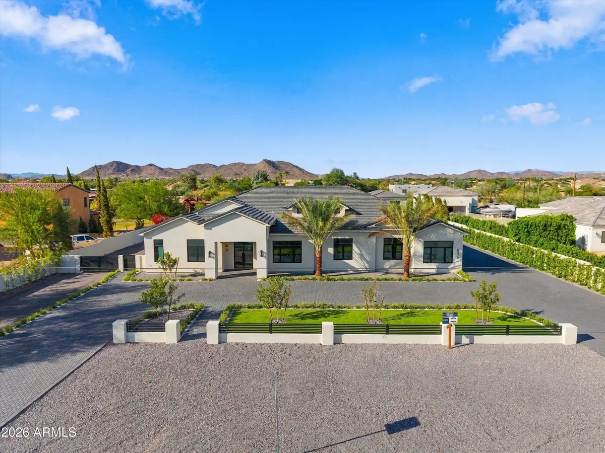 8318 W Williams Road, Peoria, AZ 85383 - #1