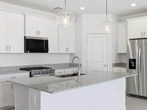 2498 E Enantio Road, San Tan Valley, AZ 85143