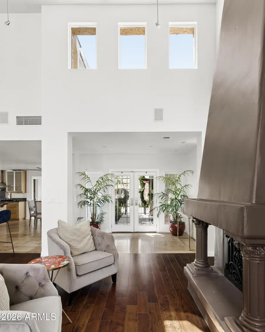 102 W Victoria Square, Phoenix, AZ 85013 - #2