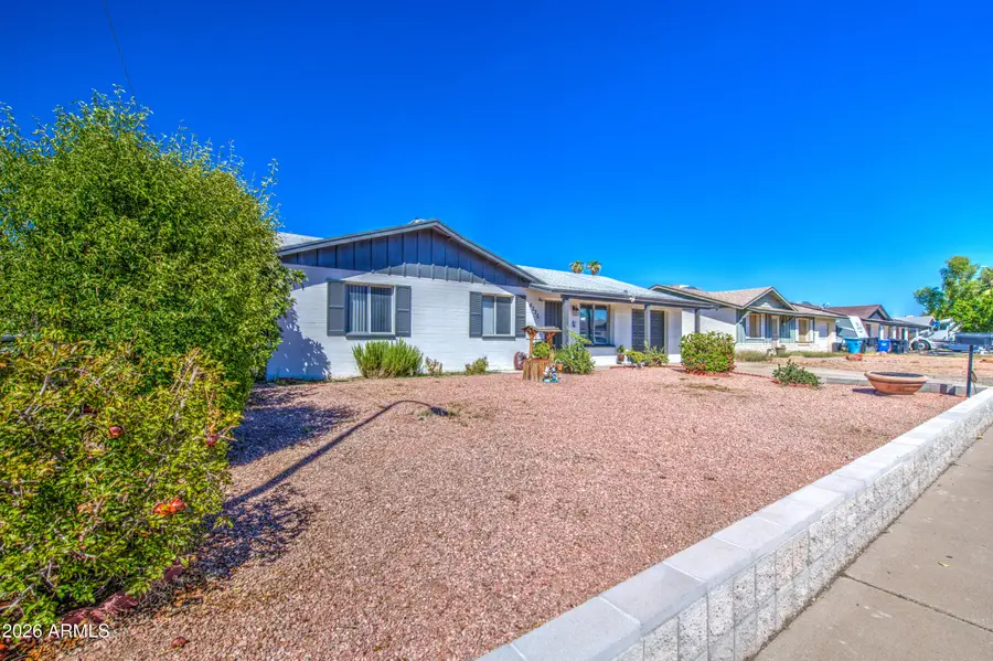 4230 W Kaler Drive, Phoenix, AZ 85051 - #3