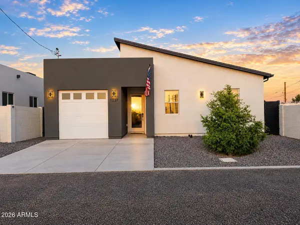 1237 S 15th Drive, Phoenix, AZ 85007