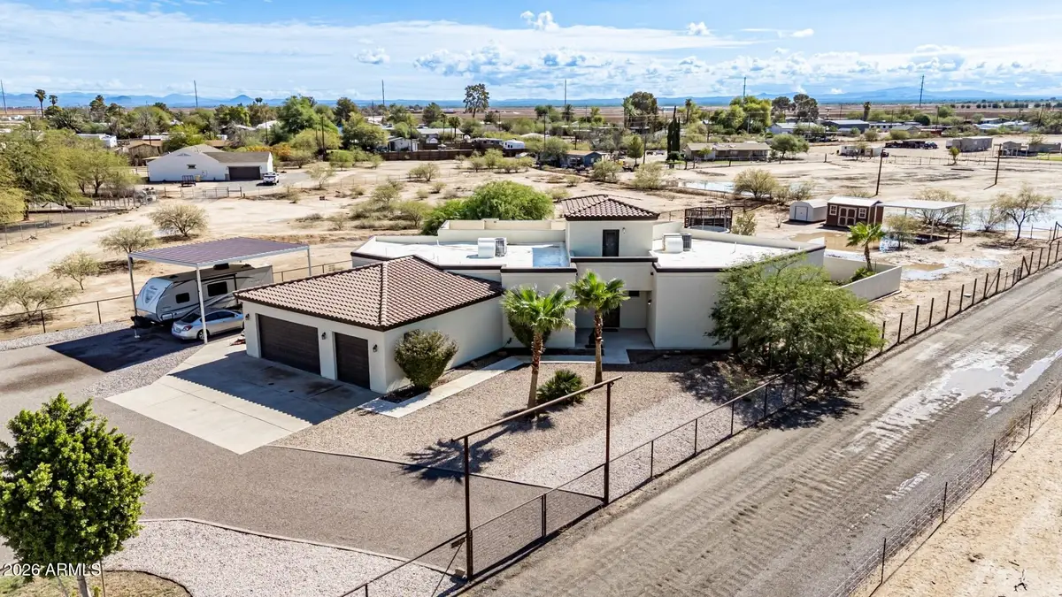 10819 E The Griffin Way, Valley Farms, AZ 85191 - #1