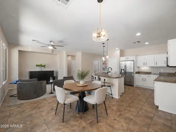 5299 S Harvest Street, Gilbert, AZ 85298