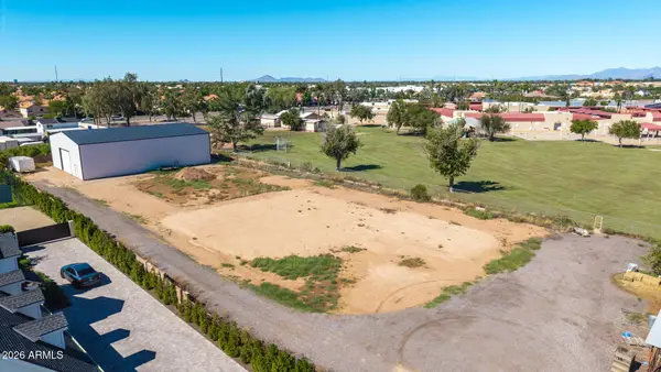2468 E Desert Lane, Gilbert, AZ 85234