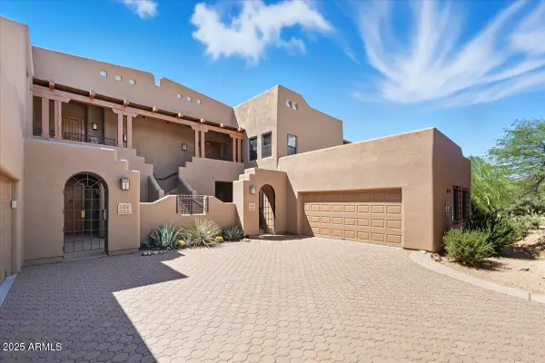 36601 N Mule Train Road #B20, Carefree, AZ 85377