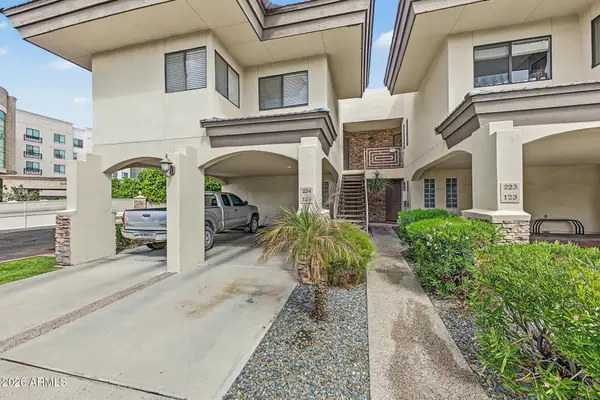 3235 E Camelback Road #124, Phoenix, AZ 85018