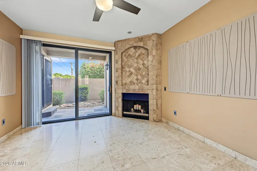 3235 E Camelback Road #124, Phoenix, AZ 85018 - #2