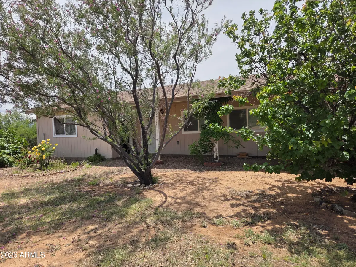 9041 E Moon Shadow Trail E, Hereford, AZ 85615 - #1
