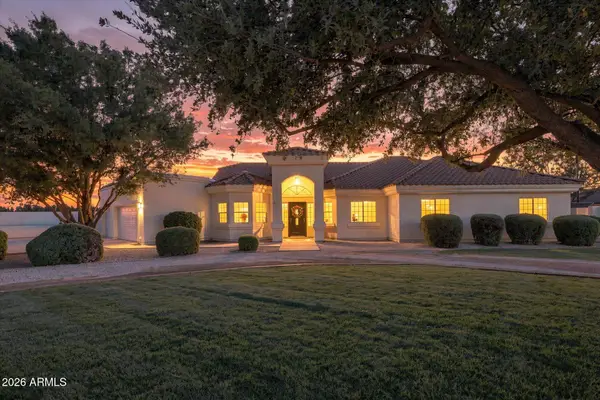 8546 E Waterford Circle, Mesa, AZ 85212