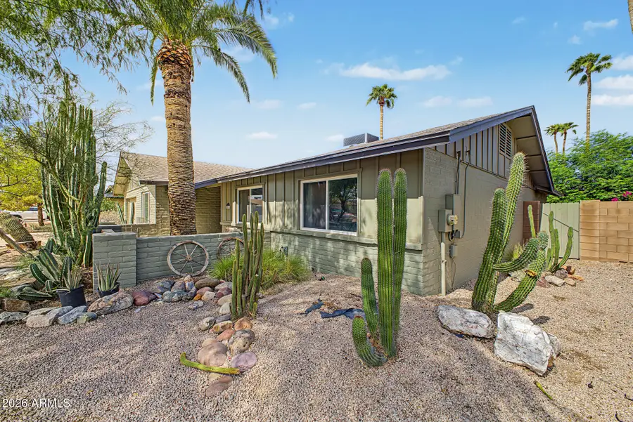 2642 W Juanita Circle, Mesa, AZ 85202 - #3
