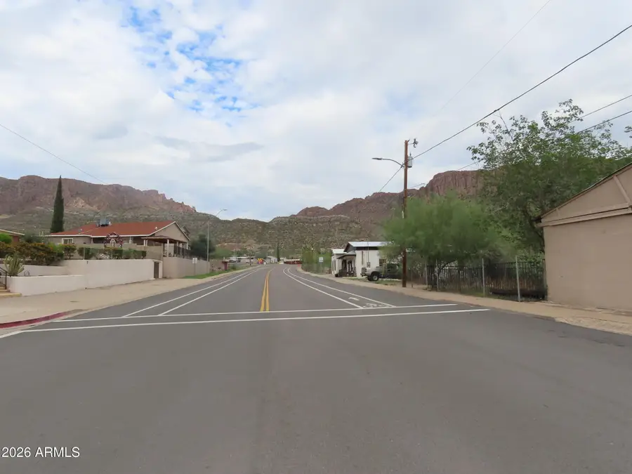 507 W Main Street, Superior, AZ 85173 - #3