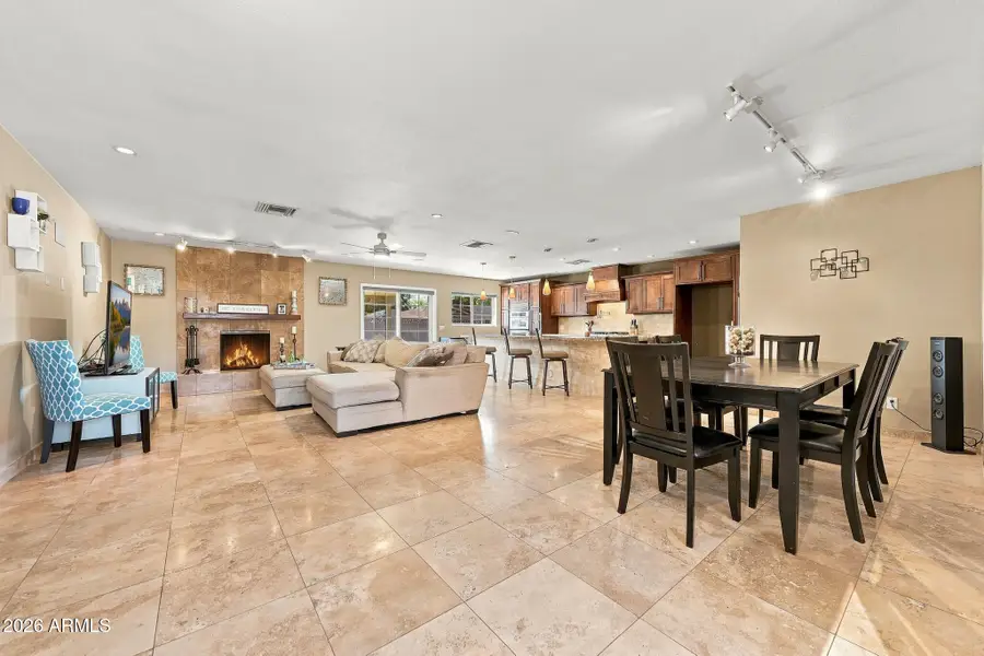 2301 E Alameda Drive, Tempe, AZ 85282 - #3