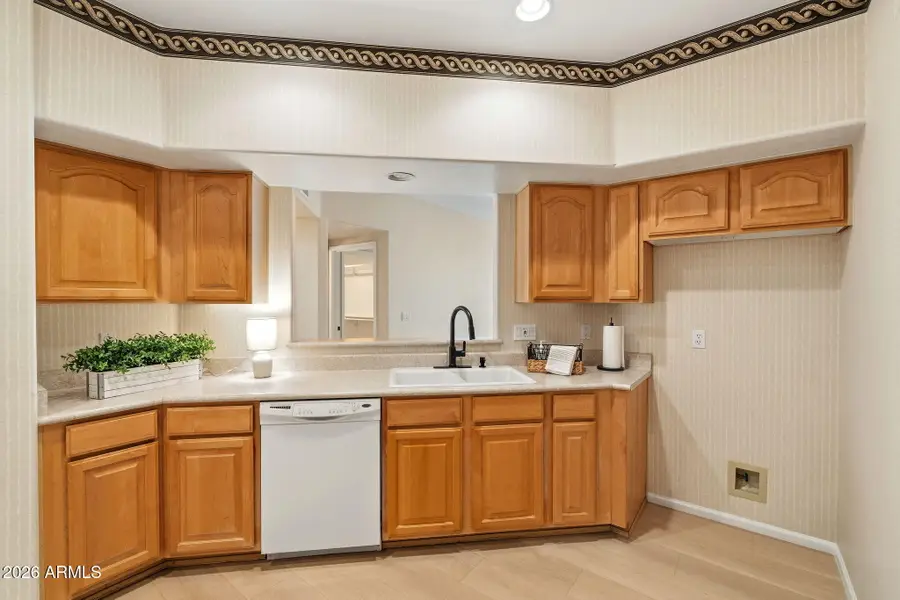 1747 E Northern Avenue #102, Phoenix, AZ 85020 - #3