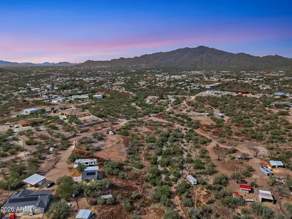 45405 N 7th Street, New River, AZ 85087