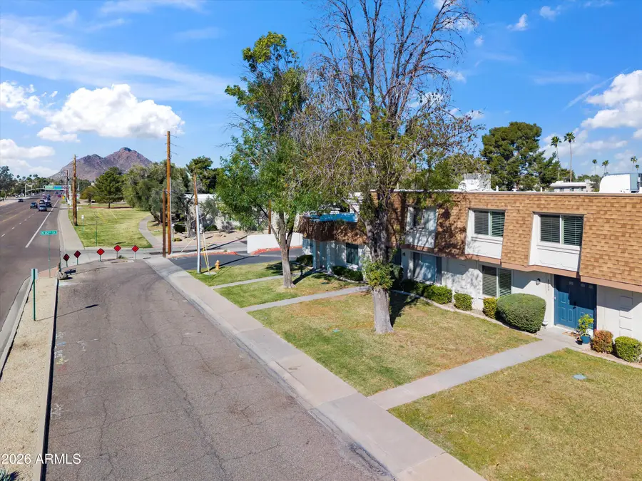 8206 E Chaparral Road, Scottsdale, AZ 85250 - #3