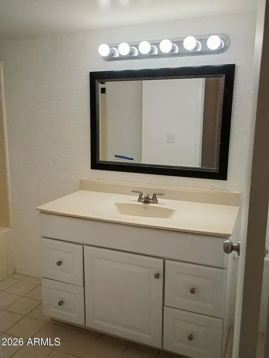 3416 N 44th Street #32, Phoenix, AZ 85018 - #3